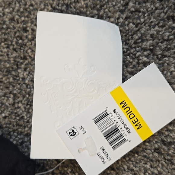 NWT Becca Women's Colorcode Black Halter Bikini Top Swim Sz M - Picture 4 of 10